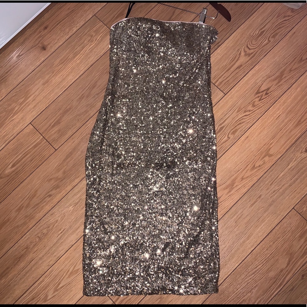 BeBe Gold Sequin Midi Strapless Dress size L